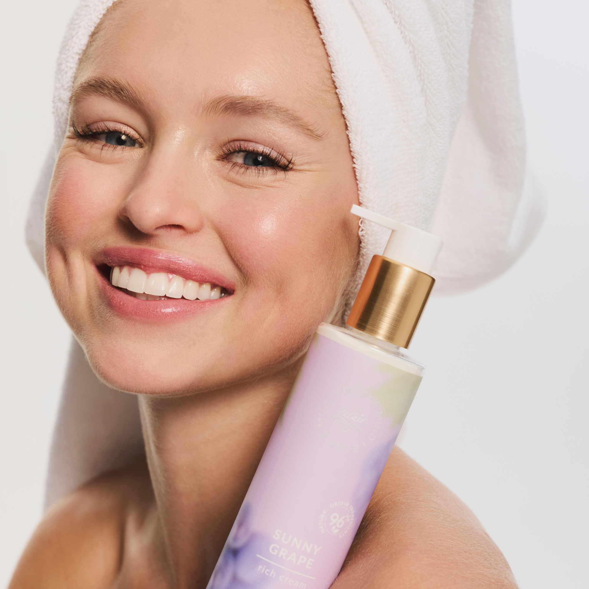 Sunny Grape RICH CREAM 250ml - odżywczy krem do ciała